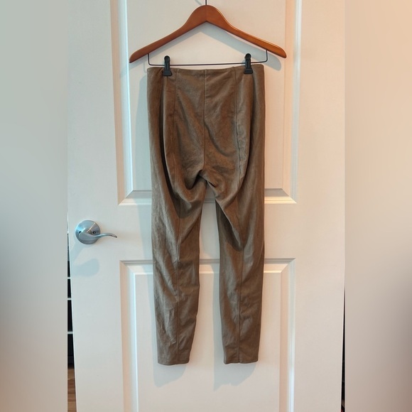Lysse Velvet Women's Skinny Pant Size:S in Brown - Picture 6 of 10